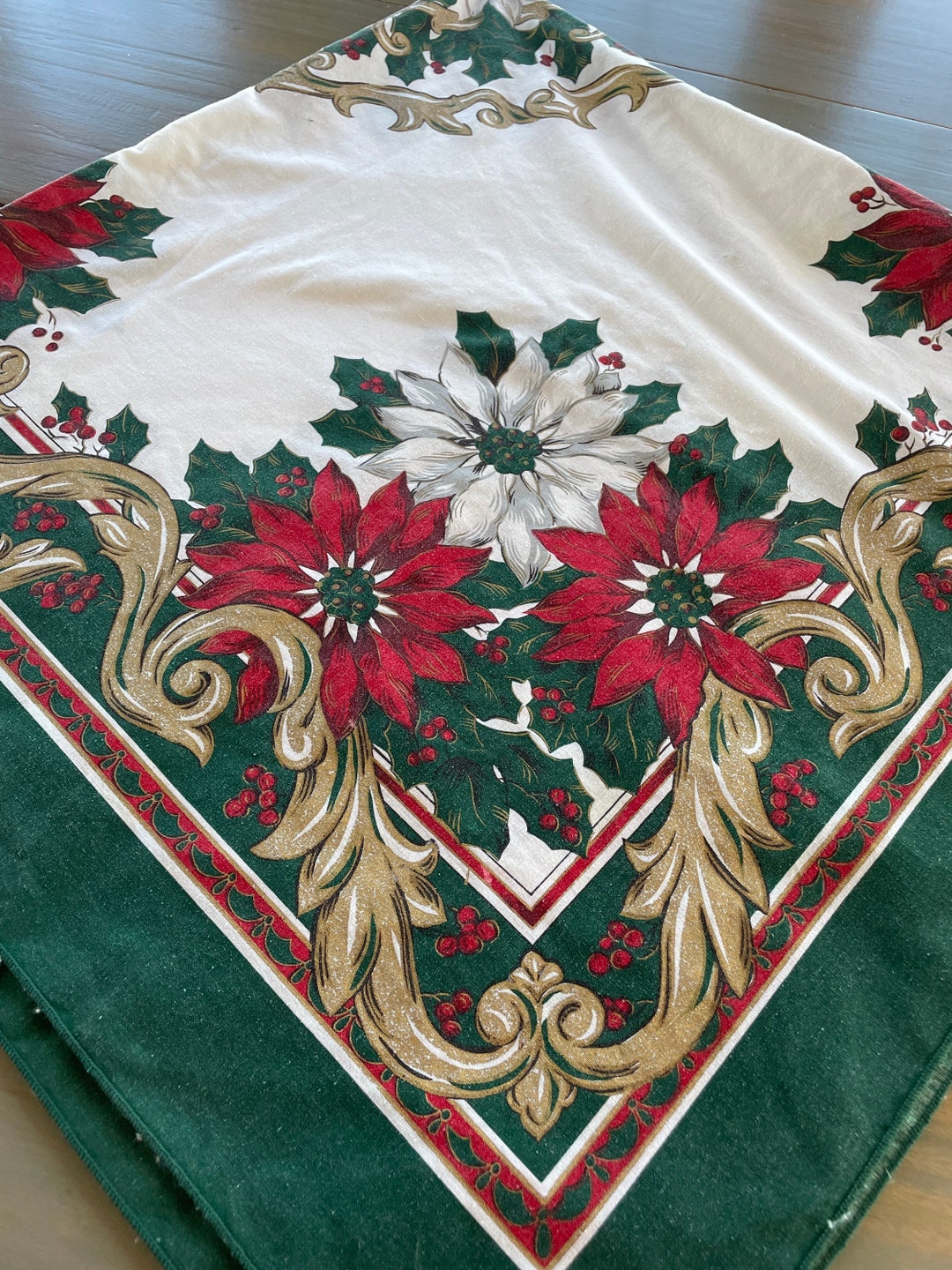Choice of Mcm Vintage Christmas Tablecloths Oval Round 72"x72"cotton ...