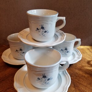 Pfaltzgraff Poetry Glossy Set of Four (4) Cups and Saucers