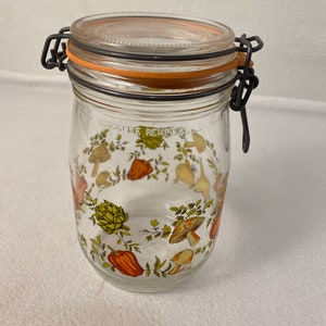 Vintage Arc Glass Made in France 1L Spice of Life Canister Jar.