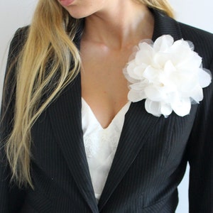 Fleur flower, fabric flower pattern, flower pdf pattern, fabric flower, bridal flowers, prom corsage, DIY flowers, wedding flowers