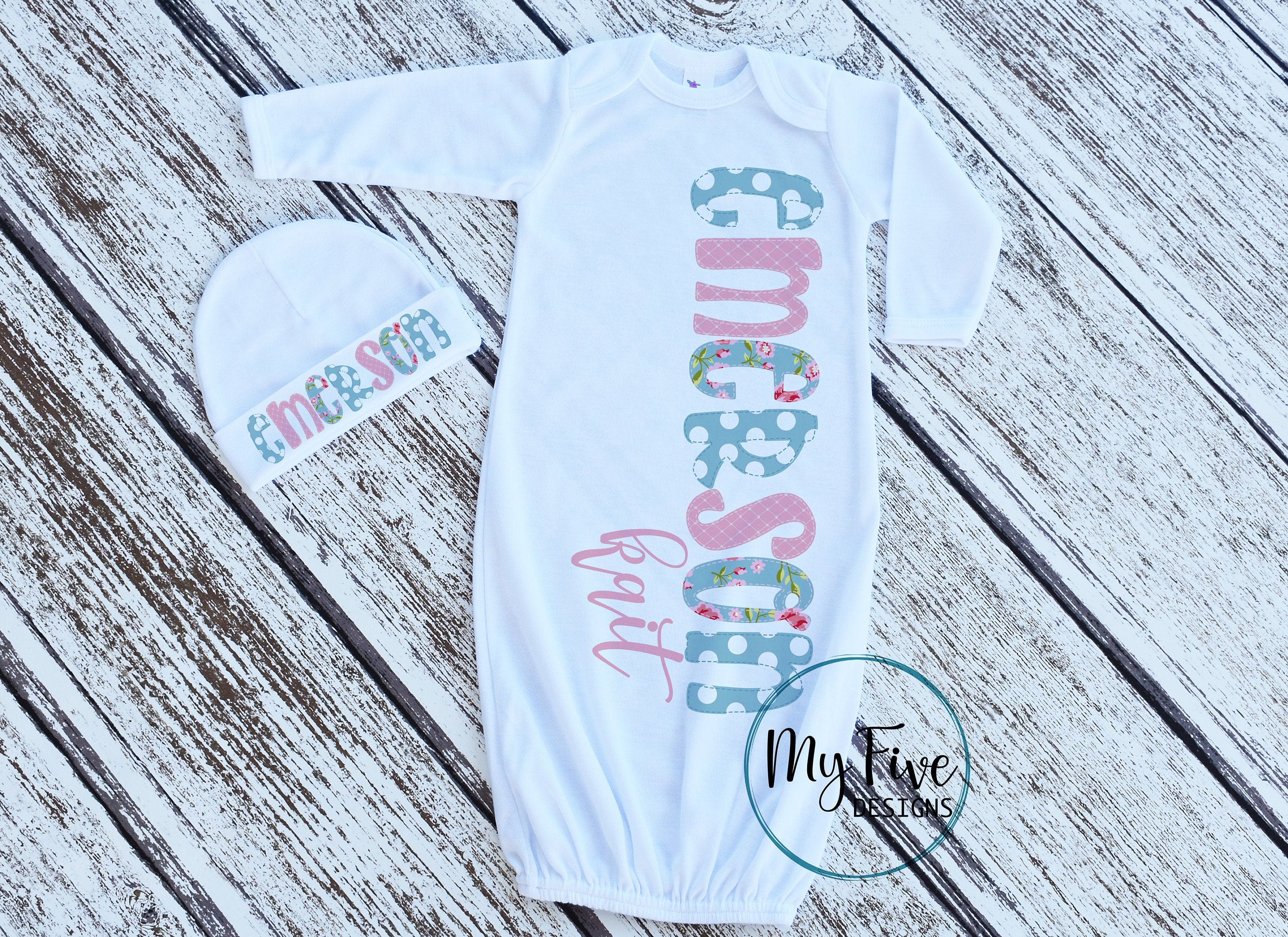 Personalized Baby Gown And Hat Gift Set Etsy Italia personalized-baby-gown-and-hat-gift-set-etsy-italia