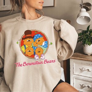 The Berenstain Bears | Nostalgic Cartoon | Crewneck | Sweatshirt | T Shirt