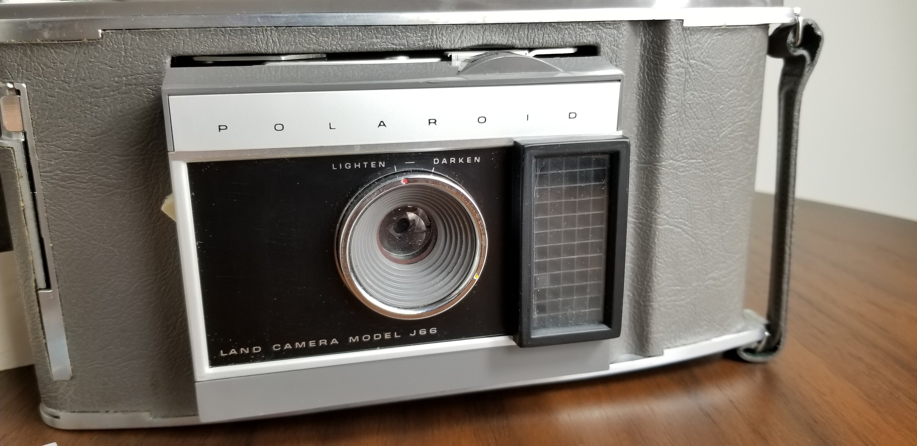 polaroid electric eye model j66