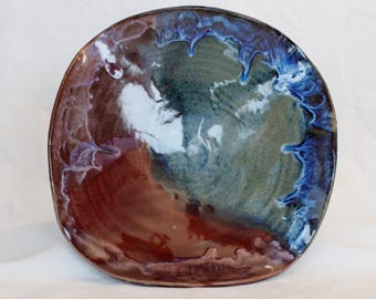 Plato de cerámica esmaltada