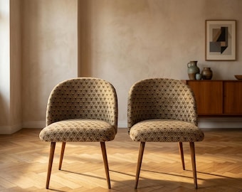 Pair of Armchairs Mid Century Style Antonín Šuman Upholstered 1960s Czechoslovakia