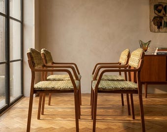 Gebogen houten fauteuils, midden 20e eeuw, gestoffeerd, TON, jaren 60, Tsjechoslowakije, set van 4