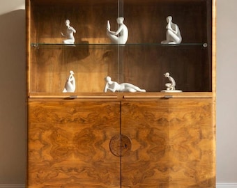 Art Deco-bokhylla tillskriven Jindřich Halabala valnötsfaner, 1930-talet, Tjeckoslovakien