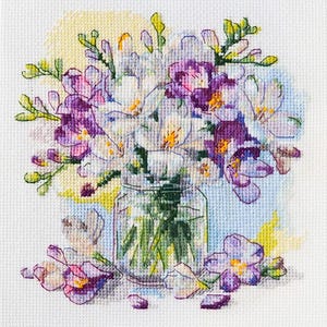 Freesias - KIT de punto de cruz, kit de bordado con patrón de punto de cruz moderno floral. Regalo perfecto para ella