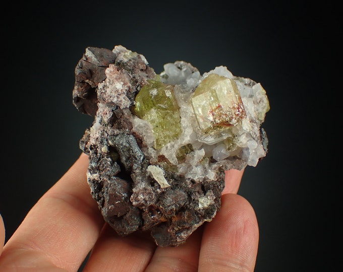 FLUORAPATITE green crystals from MEXICO 1095N