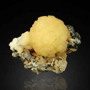 STELLERITE rare crystals 5,7 x 4,5 x 4,3 cm from MALI 12936