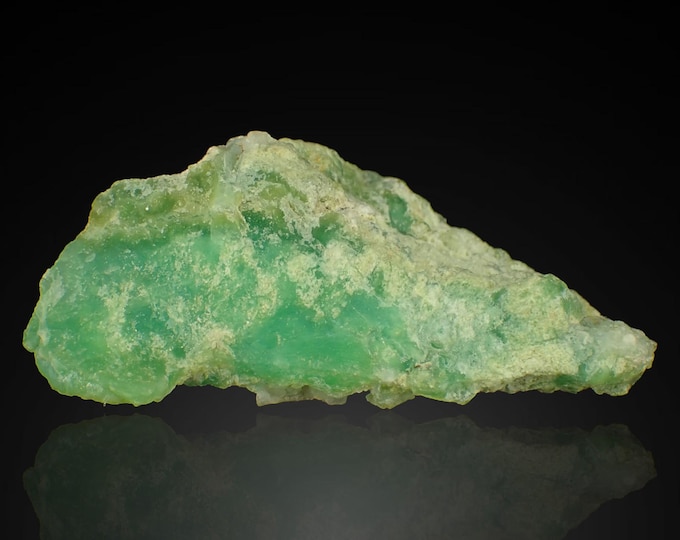CHRYSOPHRASE beautiful color 5,2 x 2,4 x 2,0 cm POLAND 13292