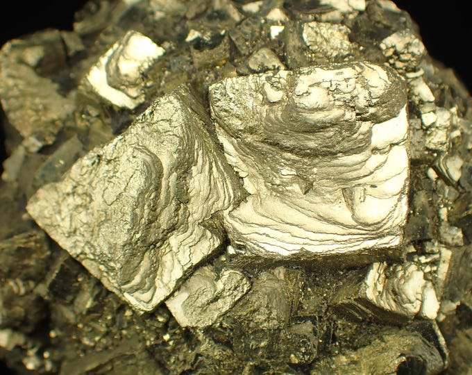 PYRITE crystal cluster 4,5 x 4,2 x 2,5 cm TURKEY