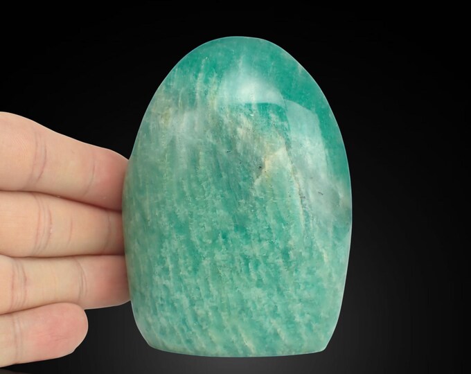 AMAZONIT polished free form 9,2 x 6,7 x 4,0 cm MADAGASCAR