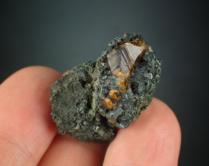 ANDRADITE garnet with actinolite crystals 1121N