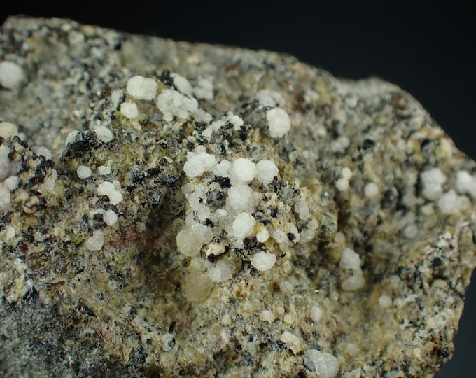 Rare WILLHENDERSONITE 4,0 x 2,2 x 1,5 cm - type locality - ITALY