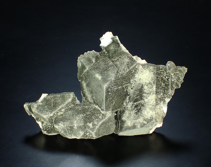 MICROCLINE with chlorite 8,7 x 5,2 x 1,5 cm POLAND