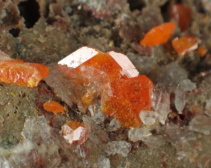 WULFENITE crystals on matrix from Red Cloud mine, U.S. 11228