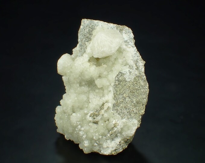 CHABAZITE var Phacolite crystals 5,0 x 3,2 x 2,8 cm SLOVAKIA 12042