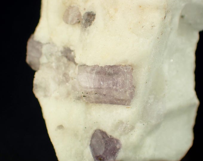 SCAPOLITE 4,3 x 2,6 x 2,2 cm AFGHANISTAN 12746
