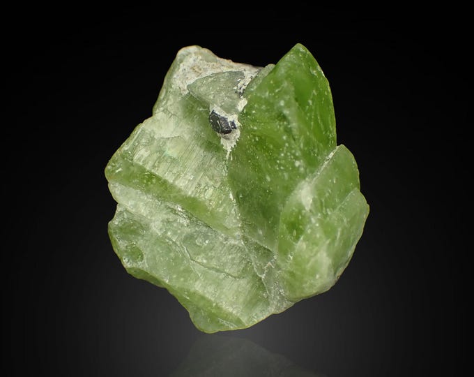 PERIDOT - OLIVINE crystal cluster 2,0 x 1,7 x 1,5 cm PAKISTAN *13297