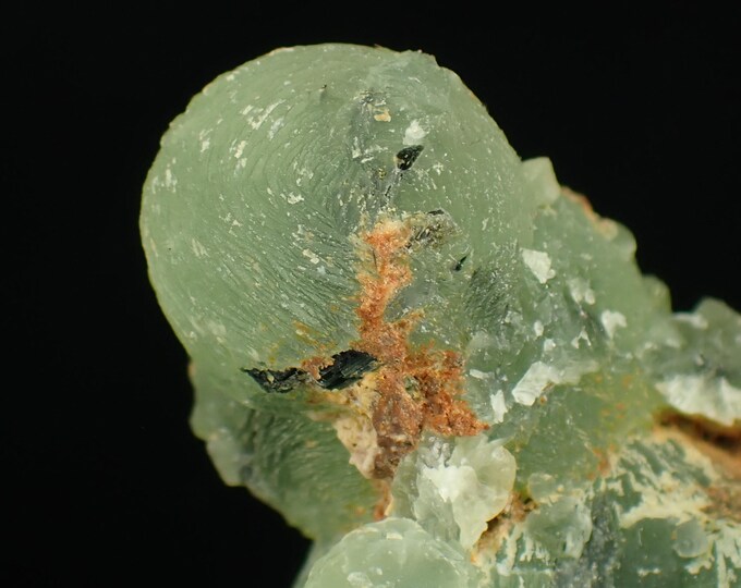 PREHNITE with epidote 5,8 x 3,7 x 2,7 cm MALI 12912