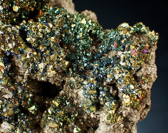 CHALCOPYRITE iridescent crystals 9,5 x 7,7 x 4,7 cm USA