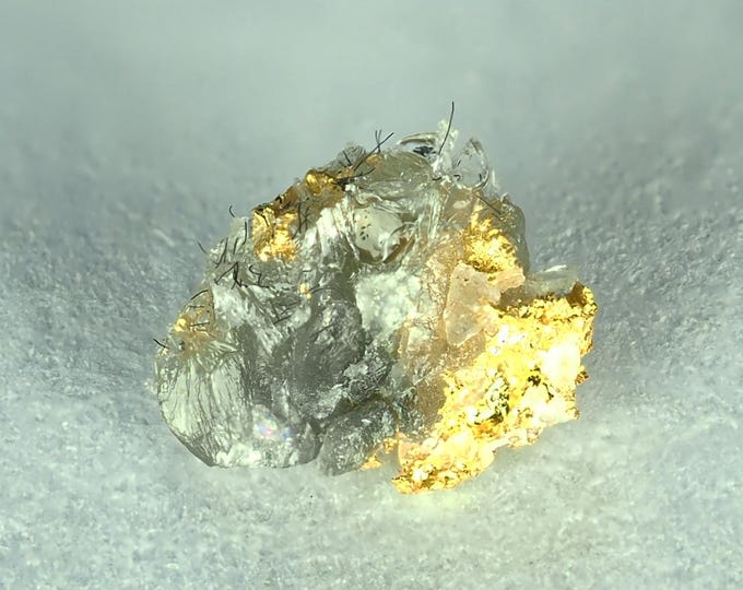 NATIVE GOLD crystalline specimen 3 x 3 x 1 mm USA