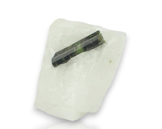 TOURMALINE green crystals in quartz from BRAZIL 11602