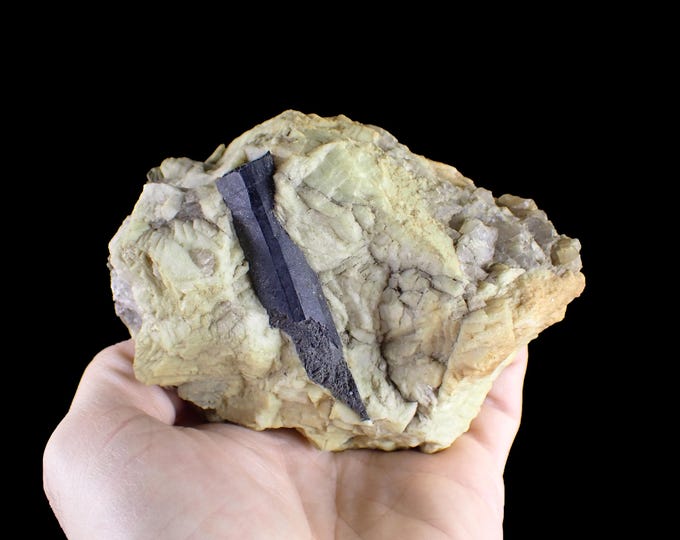 TOURMALINE black crystal 9,5 x 6,2 x 5,5 cm POLAND