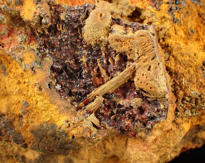 KöTTIGITE after legrandite rare specimen from Ojuela mine, Mexico 10785