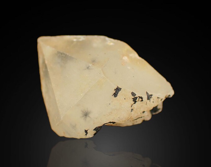 QUARTZ with hollandite star 2,1 x 1,6 x 1,5 cm MADAGASCAR 13213