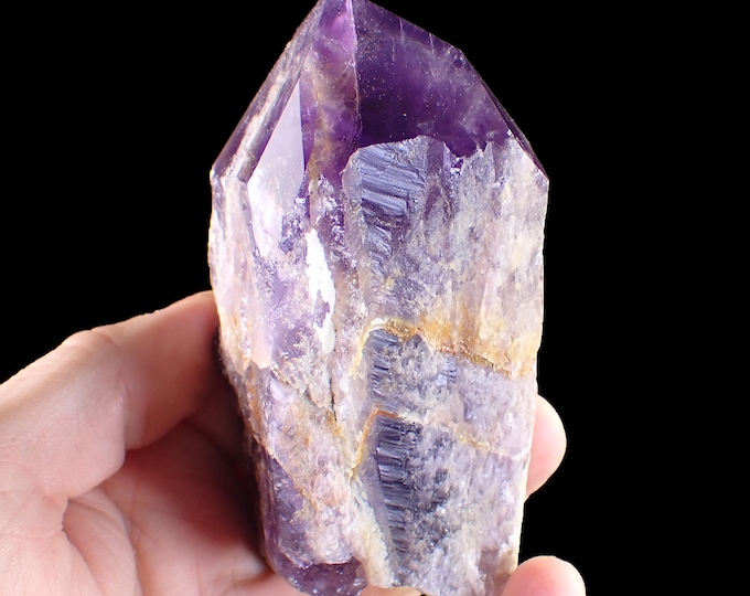 AMETHYST crystal point 10,5 x 6,0 x 4,0 cm BRAZIL