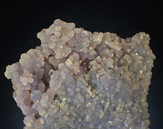 Grape Chalcedony Crystal Cluster 5,0 x 4,7 x 1,5 cm INDONESIA