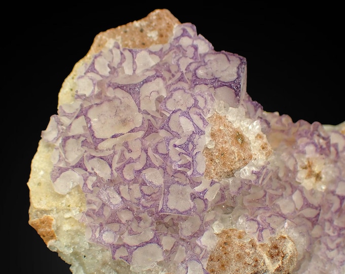 FLUORITE qr code crystals 6,7 x 4,5 x 2,2 cm from CHINA