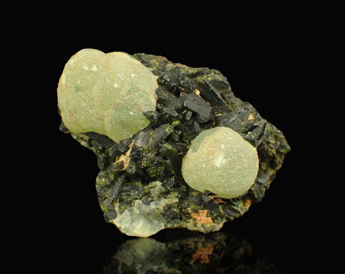 PREHNITE with epidote 6,0 x 4,5 x 3,3 cm MALI 12866