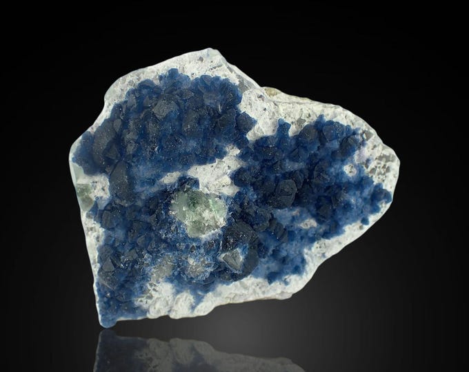 FLUORITE crystals 6,7 x 5,0 x 2,3 cm from CHINA 11608