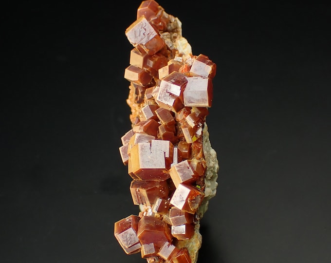 VANADINITE 5.0 x 3.0 x 1.5 cm from MOROCCO 10317