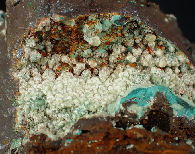 SMITHSONITE with aurichalcite 4.7 × 3.8 × 2.7 cm MEXICO 11410