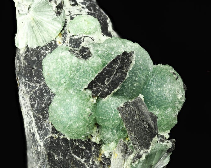 WAVELLITE green bubble crystals 5,7 x 4,5 x 2,0 cm from U.S. 12778