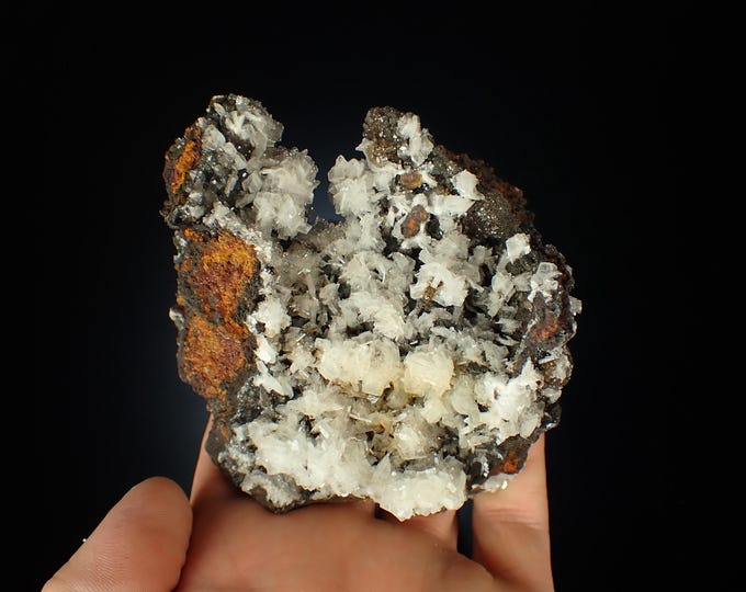 BARYTE crystals on matrix 8,5 x 8,0 x 4,5 cm SPAIN