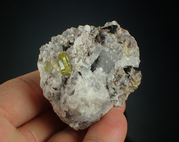 FLUORAPATITE green crystals from MEXICO 1104N