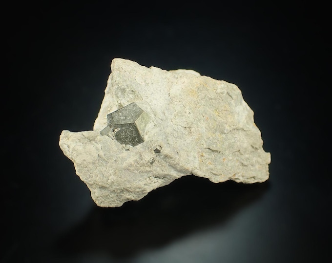 PYRITE crystals on matrix 5,7 x 3,5 x 2,4 cm SPAIN