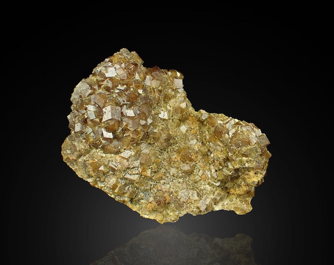 GARNET var TOPAZOLITE crystals on matrix 4,2 x 2,3 x 2,3 cm GREECE