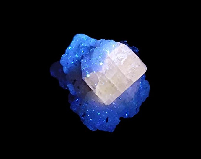 FLUORESCENT set of 4 specimens 5,0 x 3,0 x 1,5 cm *13573