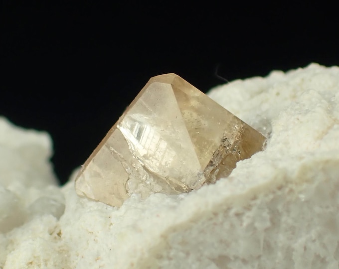 TOPAZ on albite 6,0 x 4,0 x 2,4 cm from PAKISTAN 12732