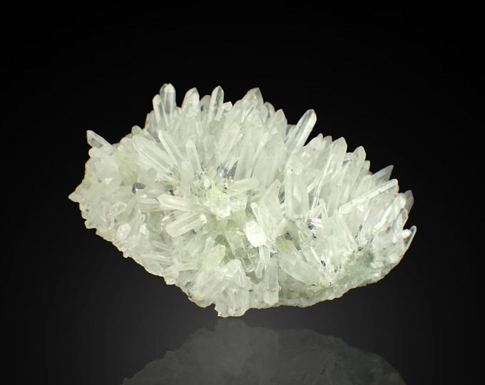 QUARTZ crystal cluster 6,5 x 4,8 x 2,7 cm BULGARIA 13192