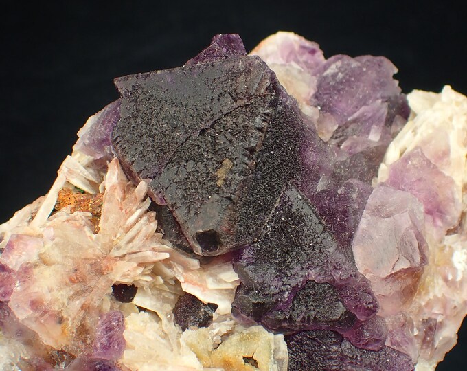 FLUORITE  crystals 8,8 x 5,7 x 5,0 cm Morocco 12701