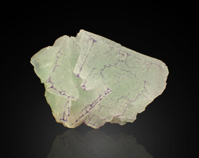 FLUORITE qr code crystals 4,7 x 3,7 x 2,5 cm from CHINA