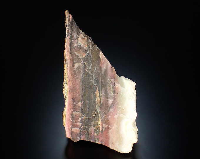pink OPAL rough 7,8 x 4,3 x 3,2 cm from PERU