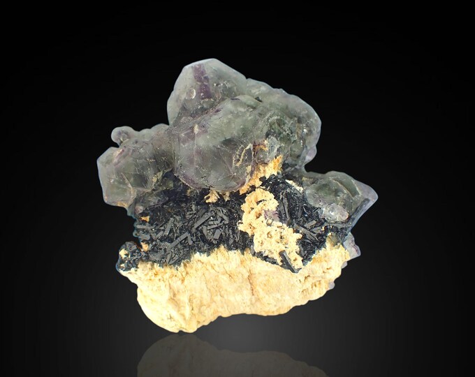 FLUORITE with tourmaline crystals 5,5 x 4,5 x 4,0 cm NAMIBIA 11931